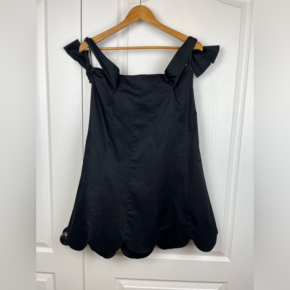 Zac Posen Mini Dress Size 6 Scalloped Hem Poplin LBD Off Shoulder